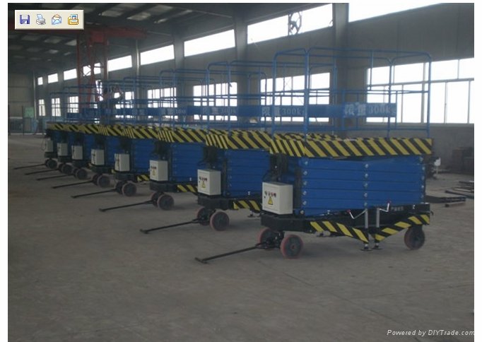 mobile hydraulic scissor lift with fencing 3
