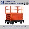 mobile hydraulic scissor lift with fencing