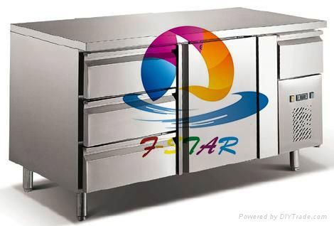 Refrigerated counter