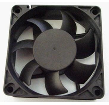 DC Cooling Fan 70X70X25mm (JD7025DC)