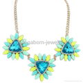 Fashion flower crystal glass short necklace vinatage statement necklace 1