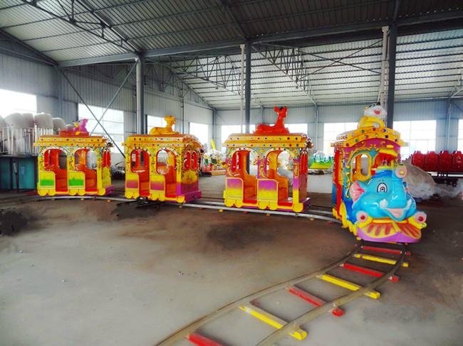amusement rides elephant trains  3