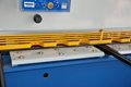 Hydraulic guillotine shearing machine 