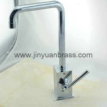 Kitchen Faucets with Lead-Free Brass Mixer Kitchen with Polished 2