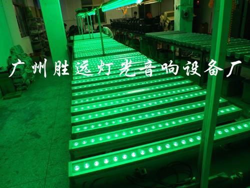 24颗全彩三合一DMX512洗墙灯 2