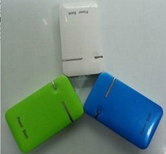 power bank power supply mobile phone charger 7800 mAh  with white green and 
