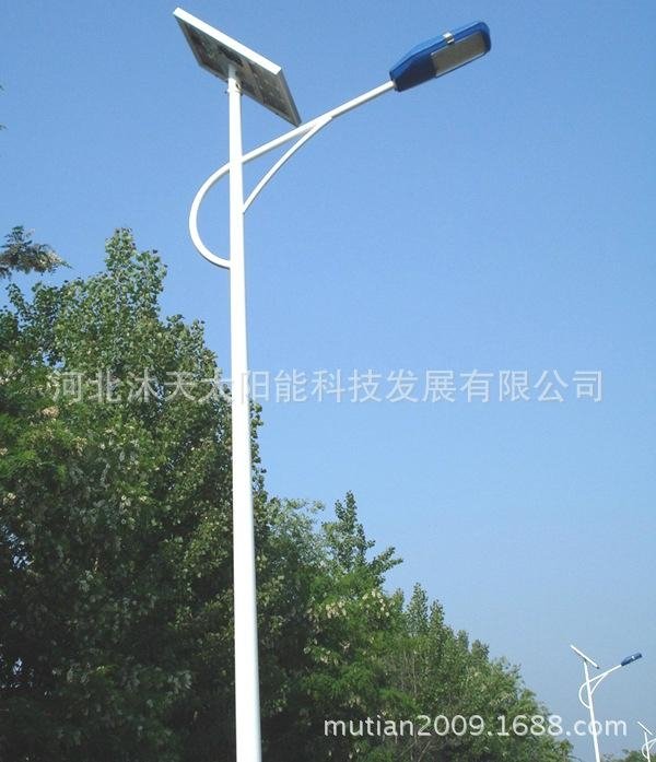 7米太陽能路燈