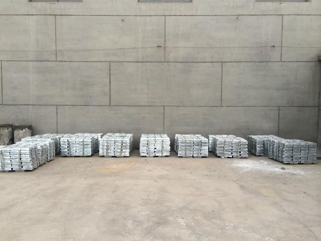 zinc ingots  99.995% low price  5