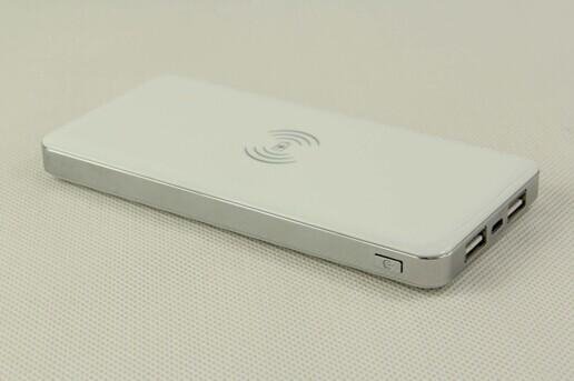 Hot selling 8000mAH Qi wireless power bank with high efficient factory pric  3
