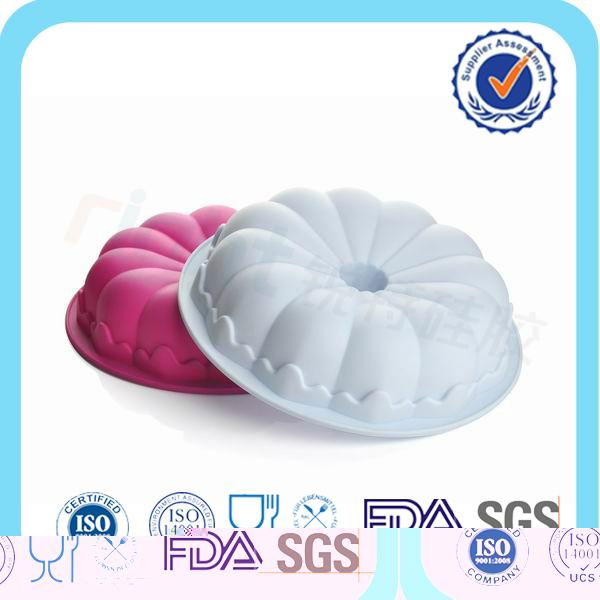 silicone round flower shaped cake mold 3