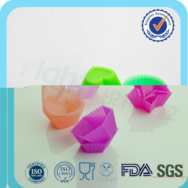 silicone cupcake mold in multi shape 3