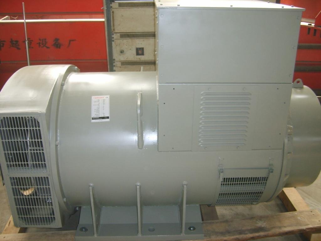 中国制造650KW低压交流无刷发电机 2
