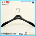 Wholesale Wide Shoulder Velvet Plastic Coat Hangers  1