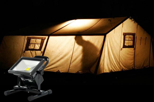 Portable 20W LED Camping Light with 8800mAh Rechargeable Battery