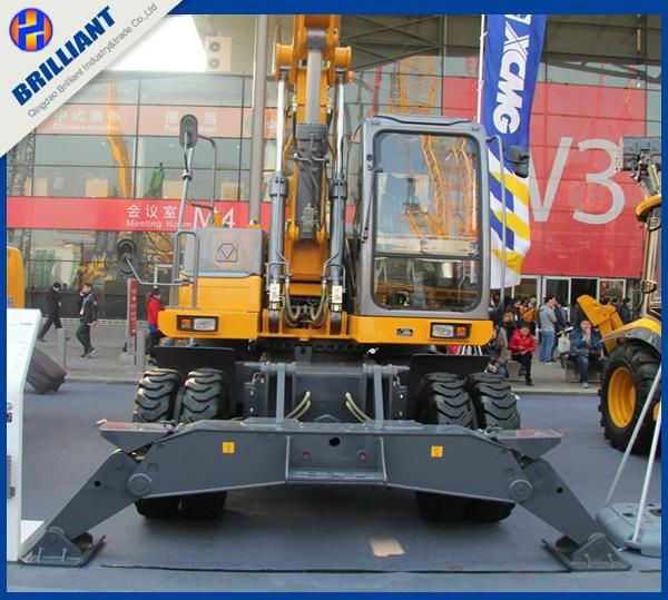 New XCMG 15.3 Ton Wheel Excavator (XE150W) 3