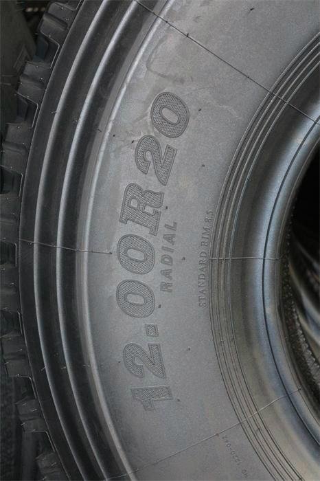 GT168 wearproof rubber tyre 2