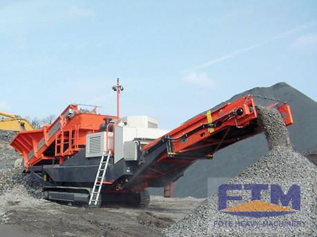 Crawler-type coal mobile cone crusher 4