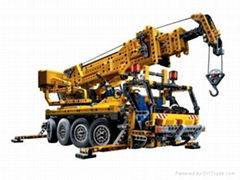 LEGO Technic Set #8421 Mobile Crane