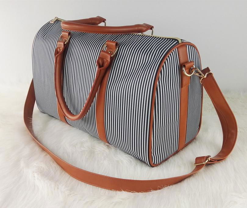 Stripe travel bag / sport bag 2