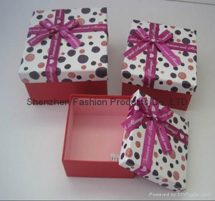 Nice Gift  Boxes with Ribbon