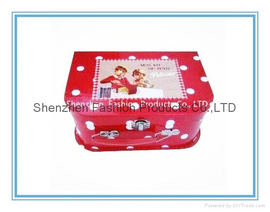 paperboard suitcase with metal handle  3