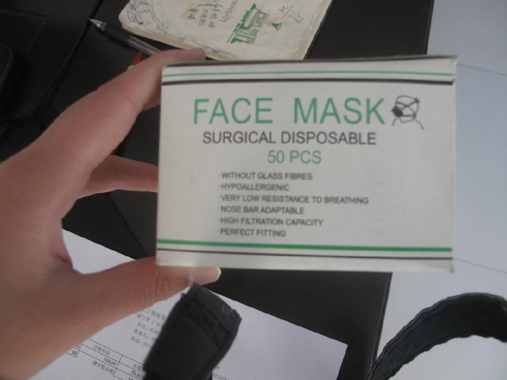 disposable non-woven face mask 4