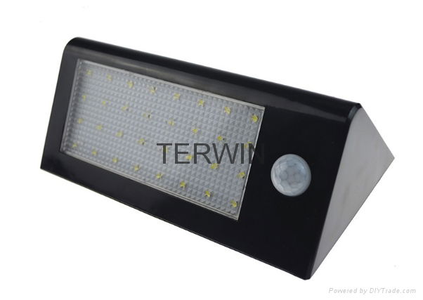  28 Leds solar Garden Light