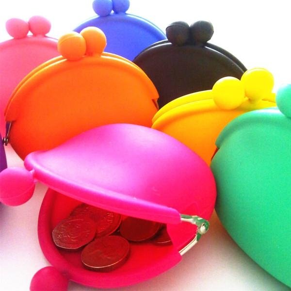 Hot Sale Heart Shape Flexible Eco-friendly Silicone Pouch Bag for Coins& Keys 4