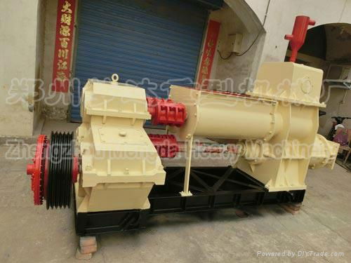 Hot Selling  Compact Vacuum Brick Machine 3