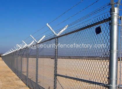 High security fencing 4