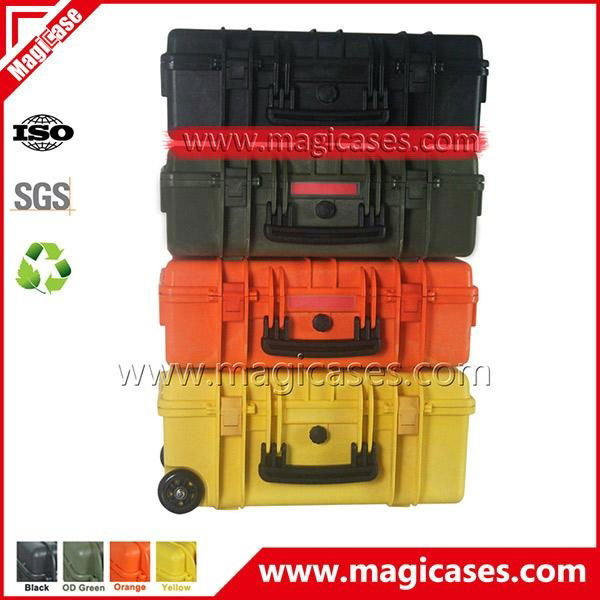 Crushproof Watertight Hard Plastic Wheeled Photography Camera Cases 4