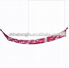 Portable Canvas Hammock with wooden bar