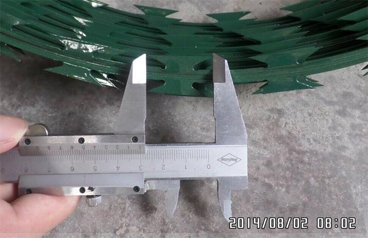 PVC coated concertina razor wire 2
