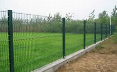 welded mesh fence