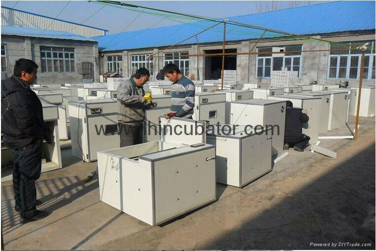 Full Automatic Chicken Egg Incubator for Hatching 3