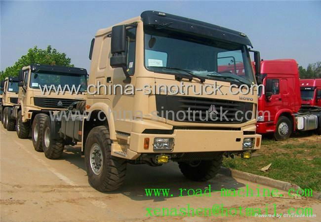 For sale SINOTRUK 6x6 ALL WHEEL-DRIVE TRACTOR TRUCK