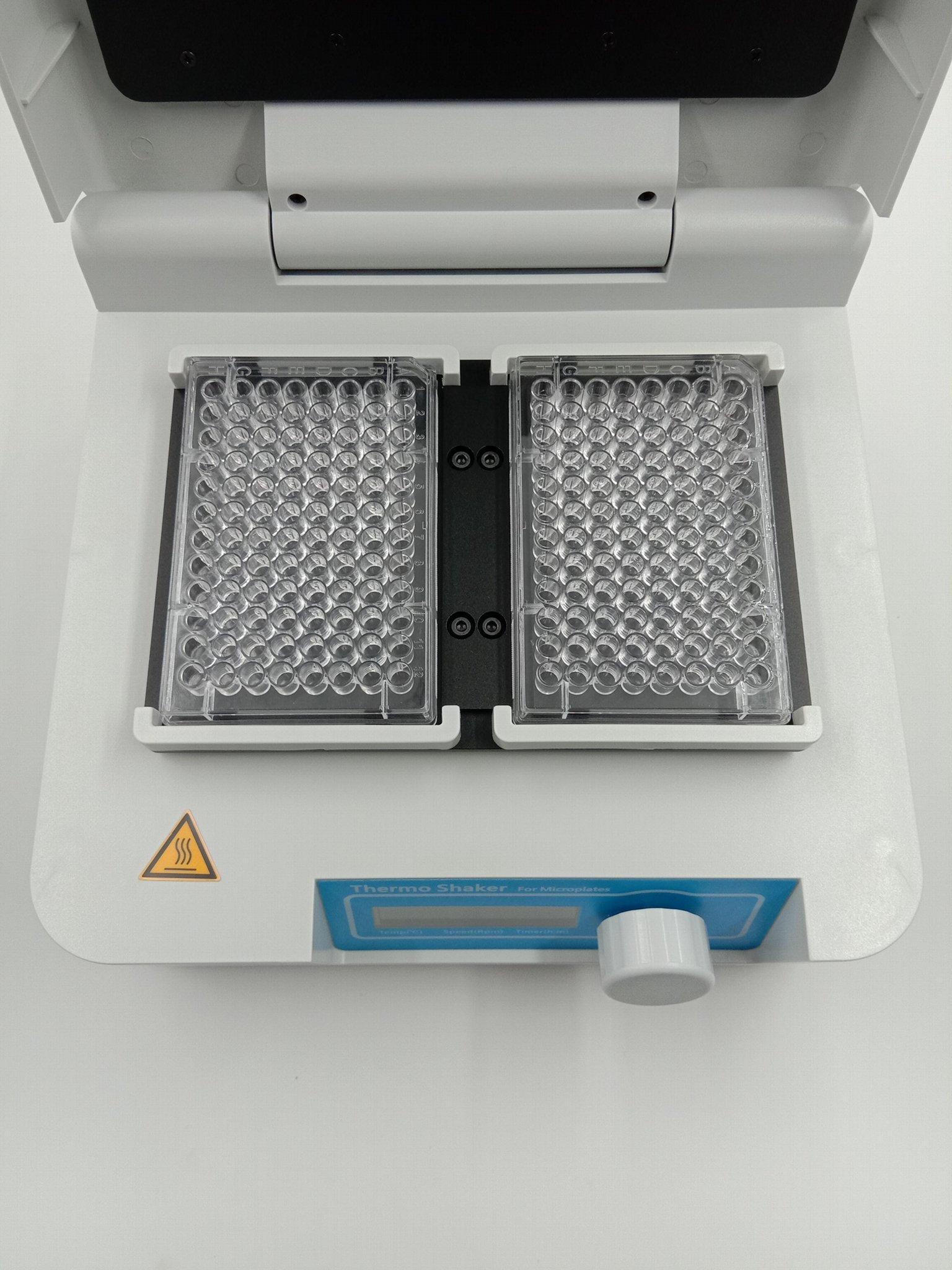 Microplater incubator shaker TS200 4