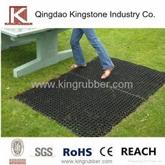  heavy duty rubber mat with many drainage hole