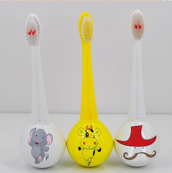 Daily Need Product Roly-poly Dolls Toothbrush with LED 5