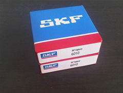 SKF1221圆柱孔调心球轴承