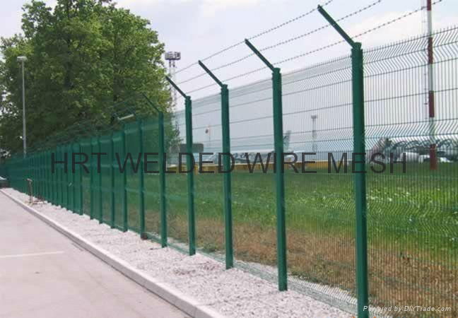 pvc coated barbed wire fence