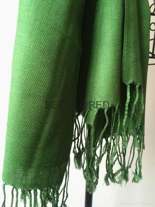 Fashion acrylic viscose yarn dyed twill weave plain scarf shawl MEET EU STARDARD 4