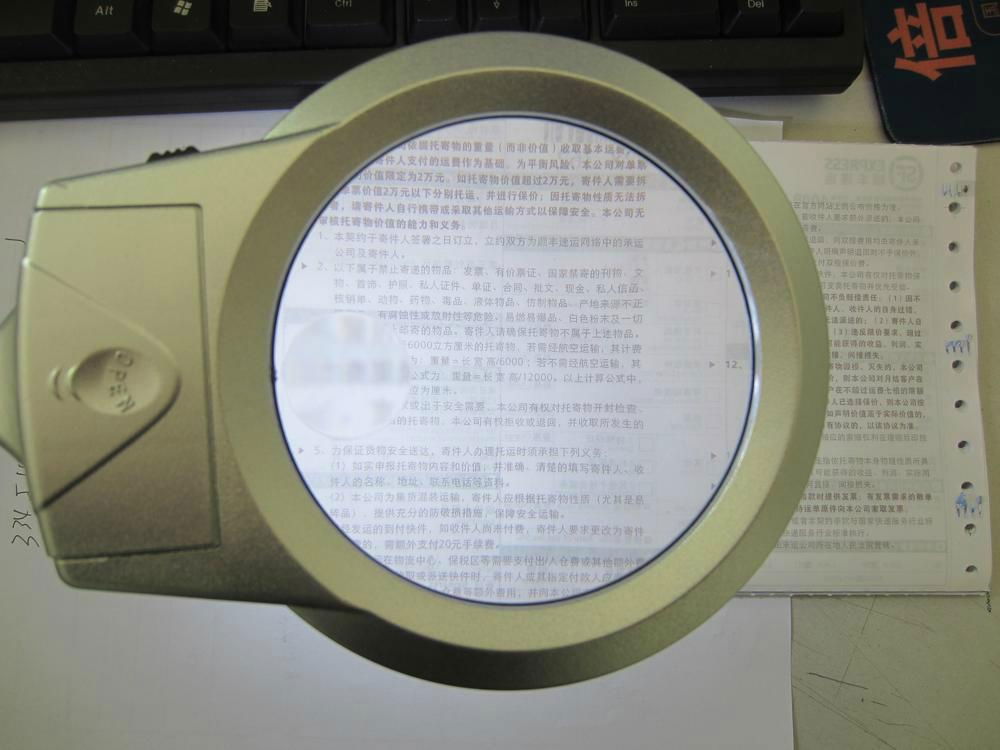 Helping hand magnifier with LED  2