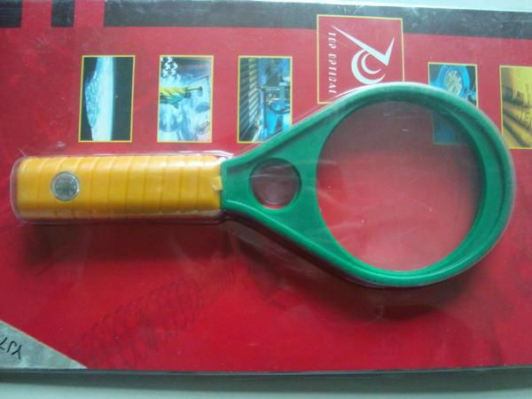 racket shape magnifying glass 3