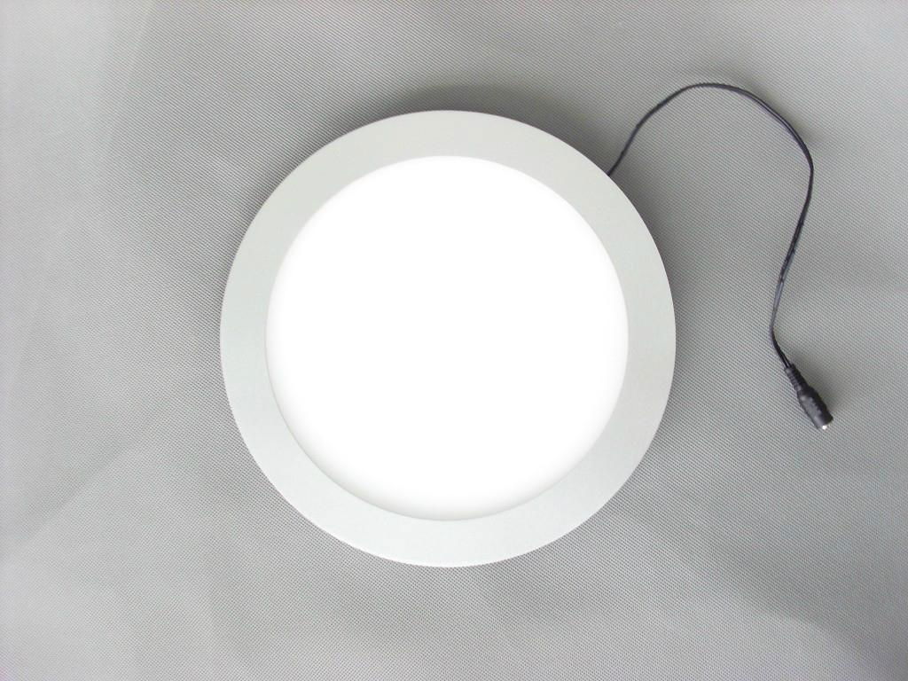 15W 8" LED downlight with cutout size 220mm and 3-year warranty 3