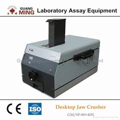 small and exquisite bench jaw crusher