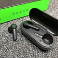 Razer Hammerhead True Wireless Earbuds Pink 5