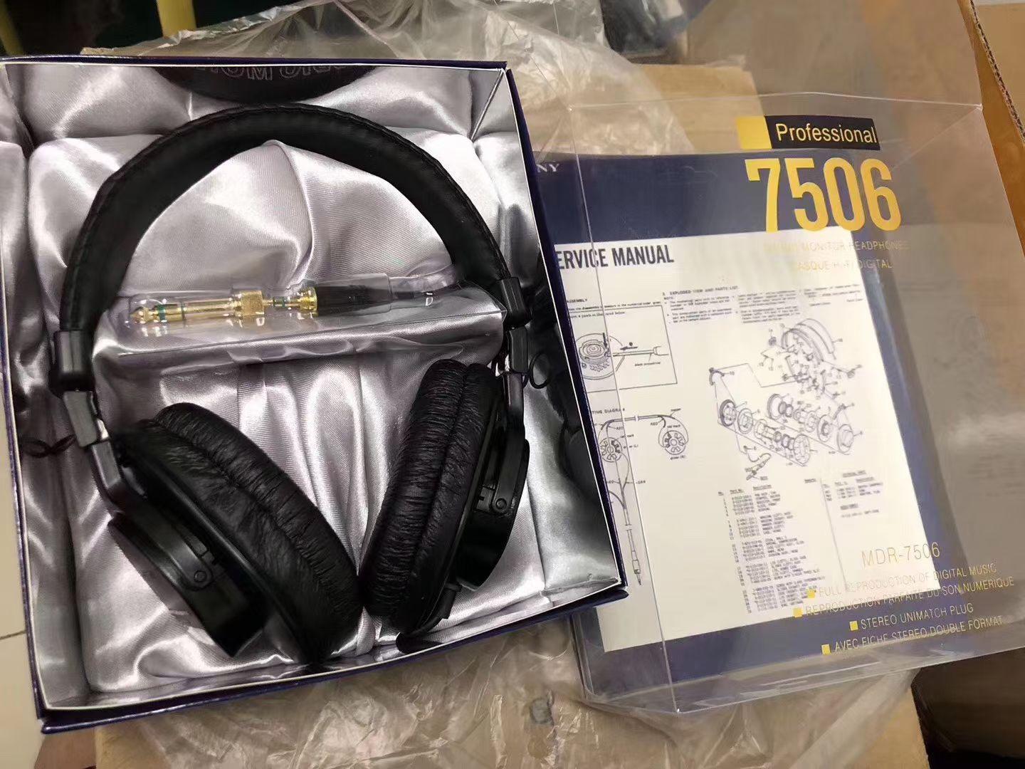 Sony MDR-7506 Professional Headphones wholesale price