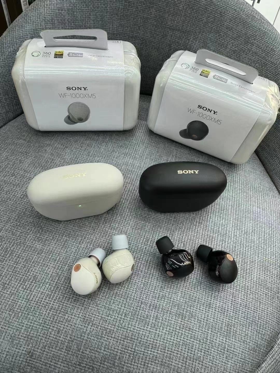 SONY WF-1000XM5 earbuds ON SALES