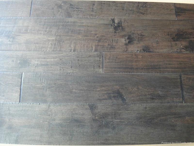 Handscraped maple engineered wood flooring  2